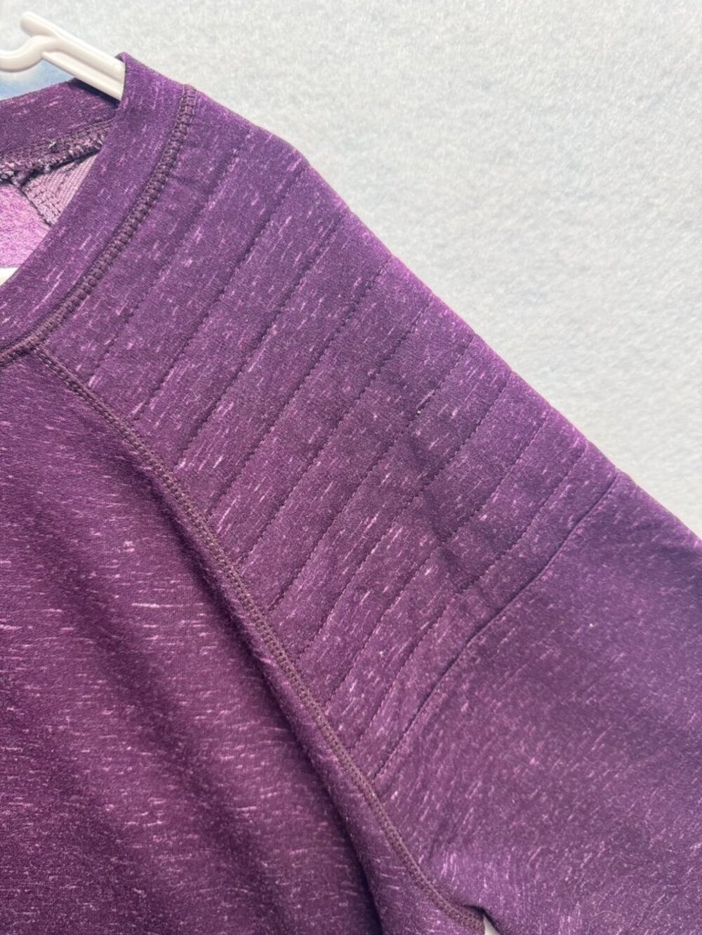 32 Heat Womens Quilted Sleeve Purple Long Sleeve Thermal Top XL - Picture 3 of 9